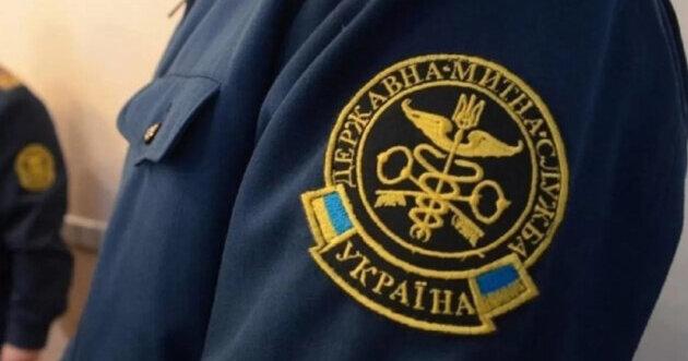 Митниця передала Силам оборони конфісковані товари на загальну суму 611 мільйонів гривень. Які саме товари були передані у найбільших кількостях? Дивіться інфографіку.