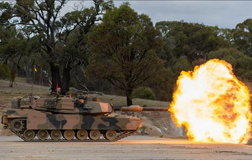 Австралія вирішила надати Україні 49 відслужених танків Abrams.