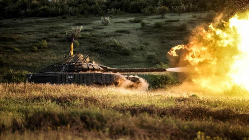 Генеральний штаб повідомляє: з початку доби відбулося більше ста зіткнень, з яких приблизно половина зафіксована на Куп'янському та Курахівському фронтах.