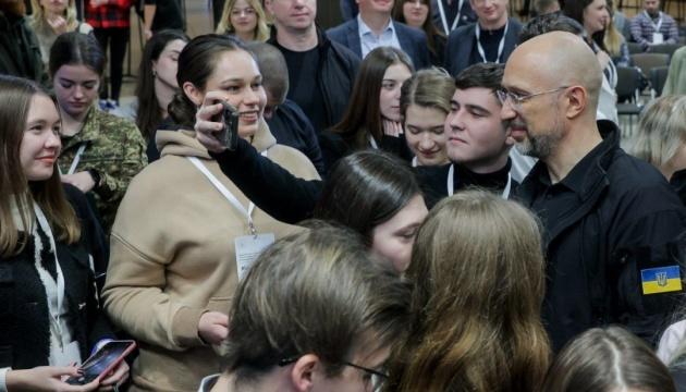 Прем'єр-міністр Шмигаль заявив, що уряд реалізує значущі реформи для студентської молоді.